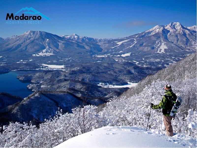 Madarao Kogen Hotel Iiyama Buitenkant foto