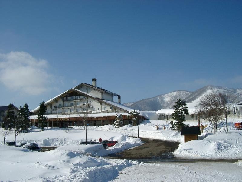 Madarao Kogen Hotel Iiyama Buitenkant foto